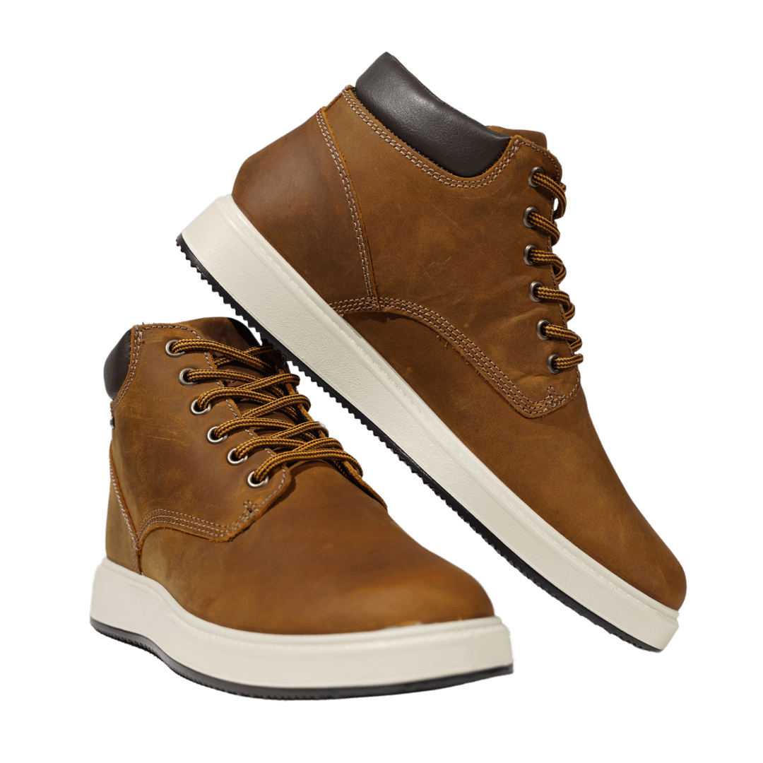 Elegant brown leather boots made in Italy, combining style and comfort for everyday wear.
