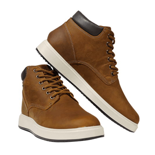 Elegant brown leather boots made in Italy, combining style and comfort for everyday wear.
